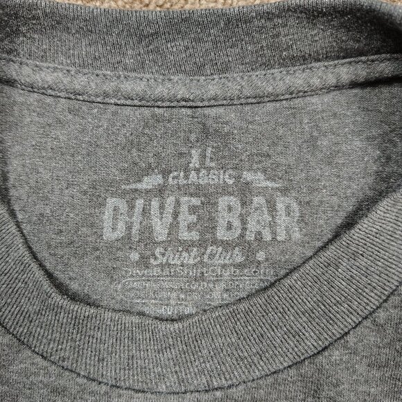 DIVE BAR T-Shirt Men XL Gray RED BARN PUB Mandleville Louisiana Short Sleeve - Picture 3 of 9